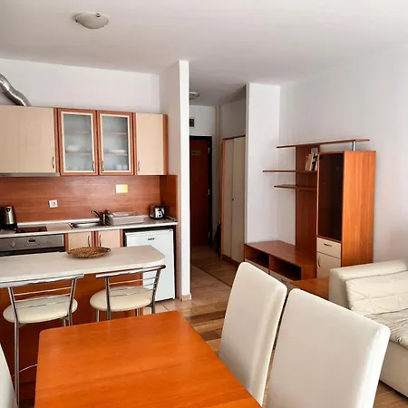 Апартаменты Sunny Two Bedroom 12 In Tulip , Flora - Prime Location! Боровец