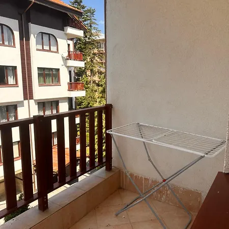 Sunny Two Bedroom 12 In Tulip , Flora - Prime Location! Апартаменты Боровец