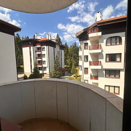 Sunny Two Bedroom 12 In Tulip , Flora - Prime Location! * Borovets